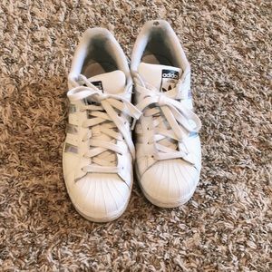 Adidas superstar sneaker